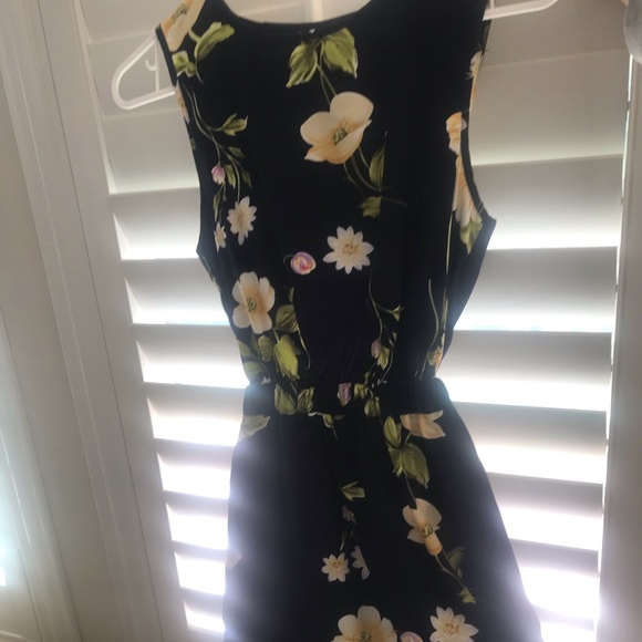 Beautiful Navy Floral Dress - Picture 1 of 3